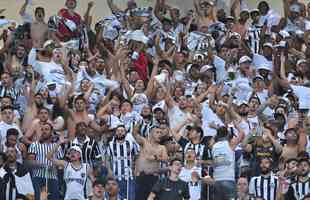 Fotos da torcida do Atltico no pr-jogo contra o Palmeiras no Mineiro