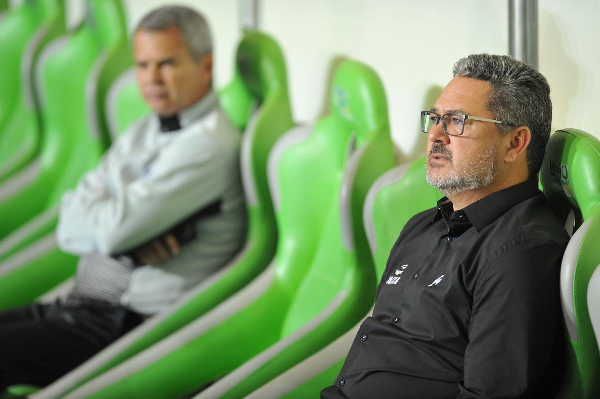 Atltico e Paran se enfrentaram no Independncia, pela semifinal da Primeira Liga