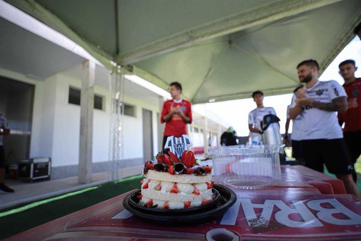 Atltico inicia preparao para enfrentar o Vasco; veja fotos