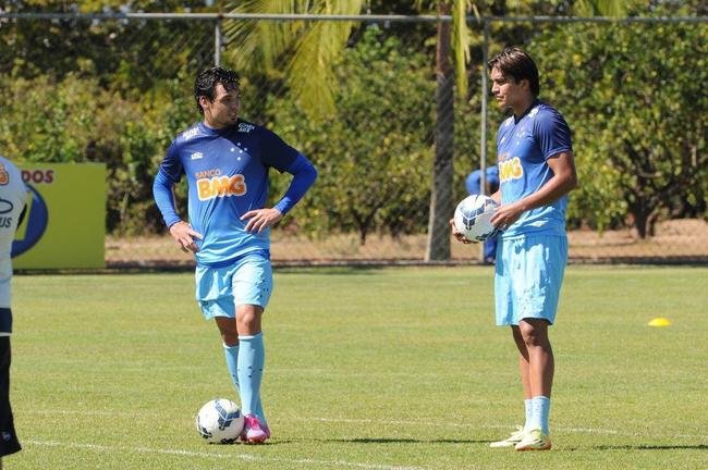 Ricardo Goulart e Marcelo Moreno dividiram a artilharia do Cruzeiro em 2014, com 24 gols. O centroavante boliviano disputou 57 partidas, enquanto o meia-atacante participou de 55. A Raposa faturou o estadual e o Brasileiro.