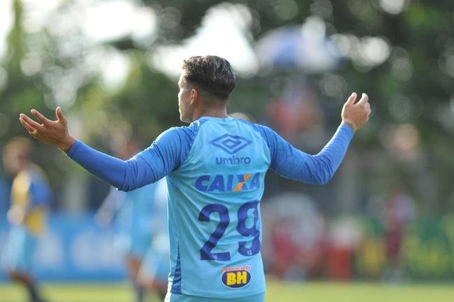 Lucas Romero pelo Cruzeiro na temporada 2018