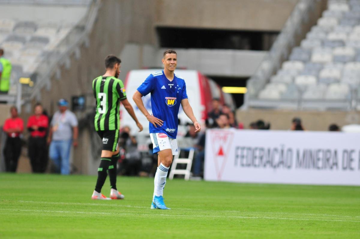 Cruzeiro e Amrica se enfrentaram em clssico pela 5 rodada do Campeonato Mineiro