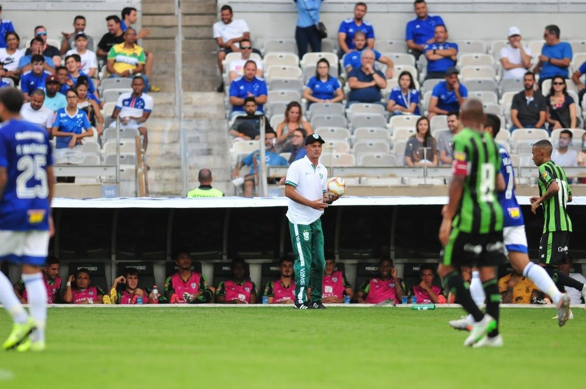 Cruzeiro e Amrica se enfrentaram em clssico pela 5 rodada do Campeonato Mineiro
