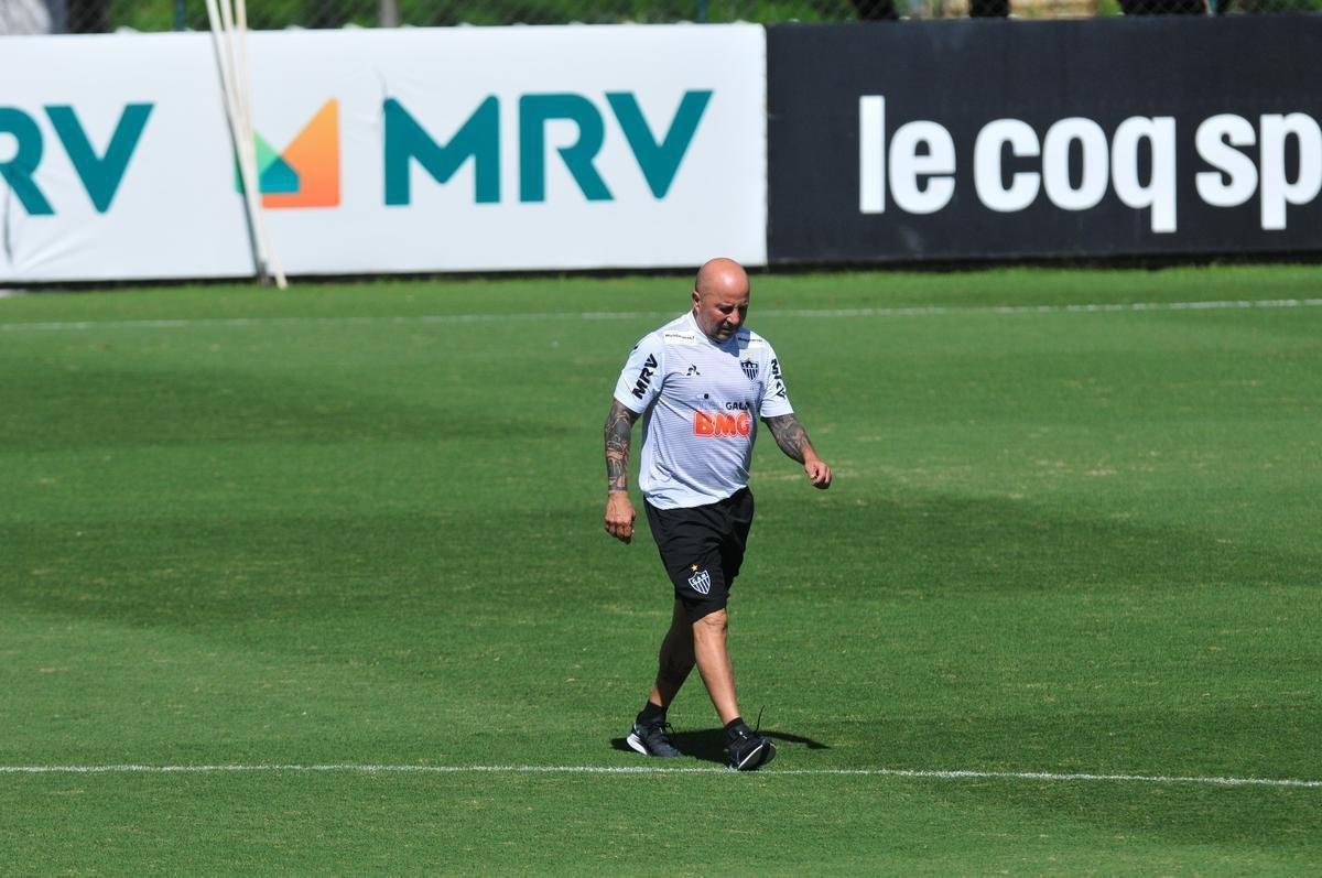 Sampaoli foi apresentado ao Atltico na tarde desta segunda-feira