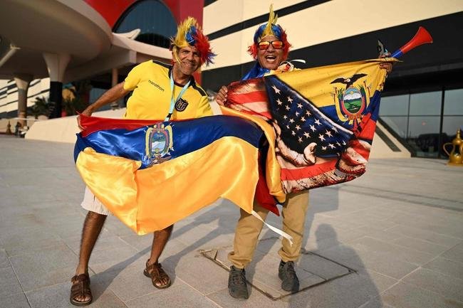 Torcedores do Equador no jogo de abertura da Copa do Mundo