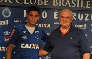 Diogo Barbosa e Hudson foram apresentados pelo presidente Gilvan de Pinho Tavares