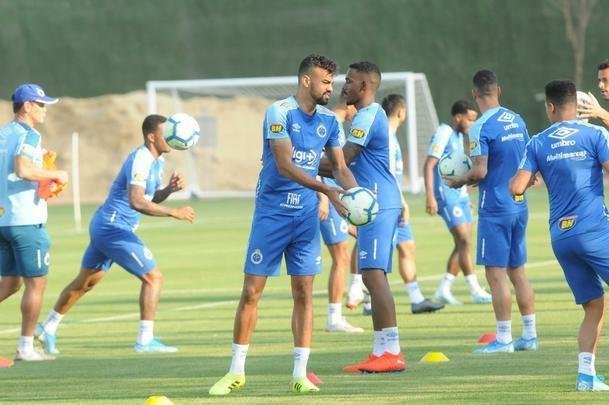 Galeria de fotos do treino do Cruzeiro nesta sexta-feira (6/9), na Toca da Raposa II