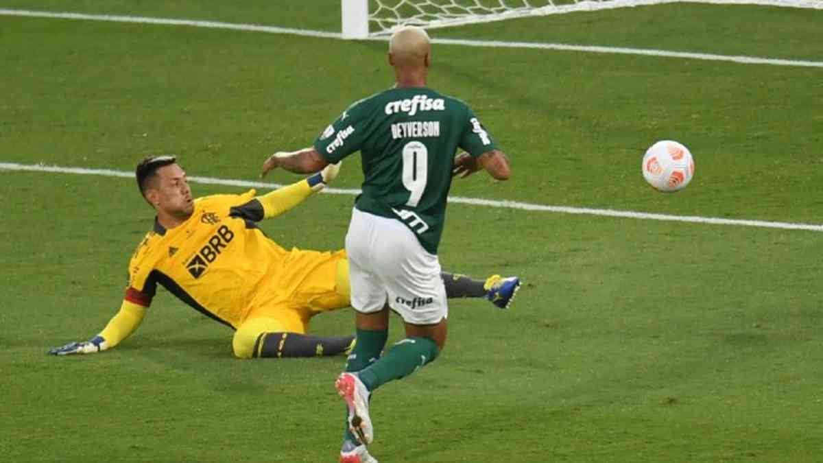 Veja lances de Flamengo e Palmeiras na final da Libertadores da