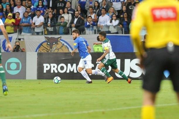 Cruzeiro e Palmeiras mediram foras, no Mineiro, pela oitava rodada do Campeonato Brasileiro