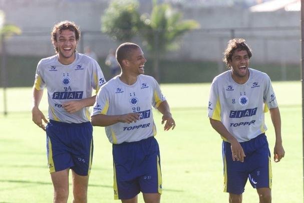 DEZEMBRO - Dia a dia de treinos do Cruzeiro na temporada que culminou com a Trplice Coroa