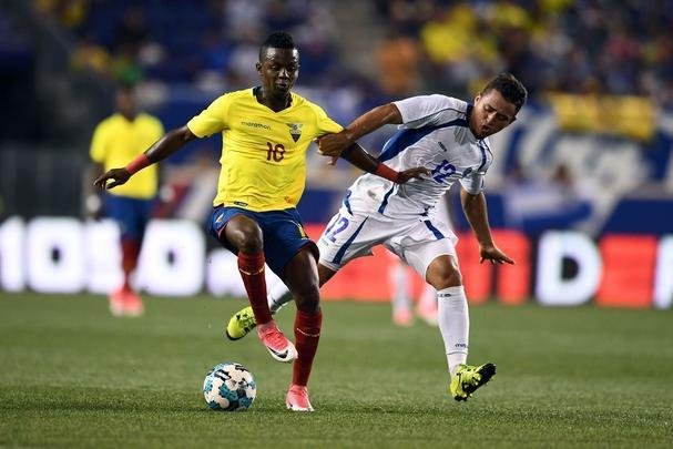 Juan Cazares - o meia do Atlético está em alta com a torcida e tem sido frequentemente chamado para a Seleção do Equador. Na Copa América, ele poderá atuar duas vezes no Mineirão, em BH: contra o Uruguai, em 16 de junho, e diante do Japão, em 24 de junho.