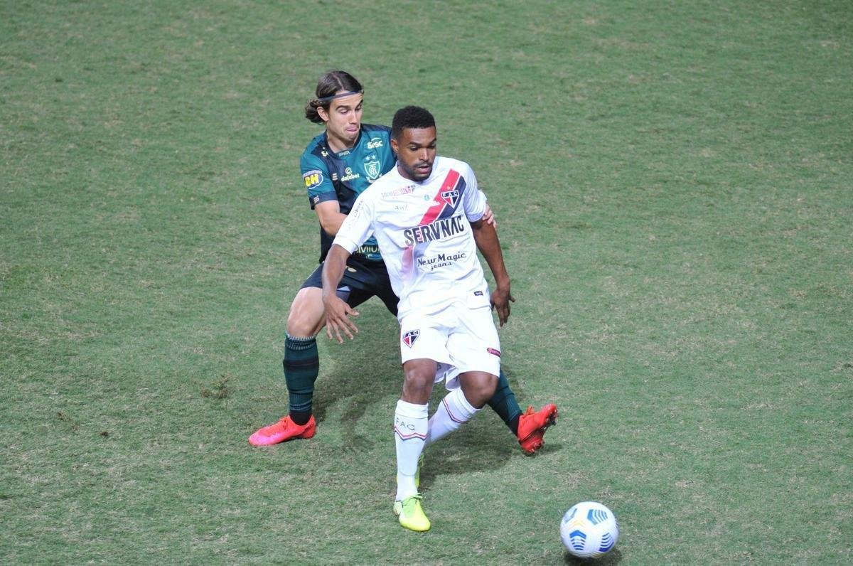 Amrica e Ferrovirio-CE se enfrentaram nesta quarta-feira (14), em partida vlida pela segunda fase da Copa do Brasil. O confronto foi realizado no Estdio Independncia, em Belo Horizonte.