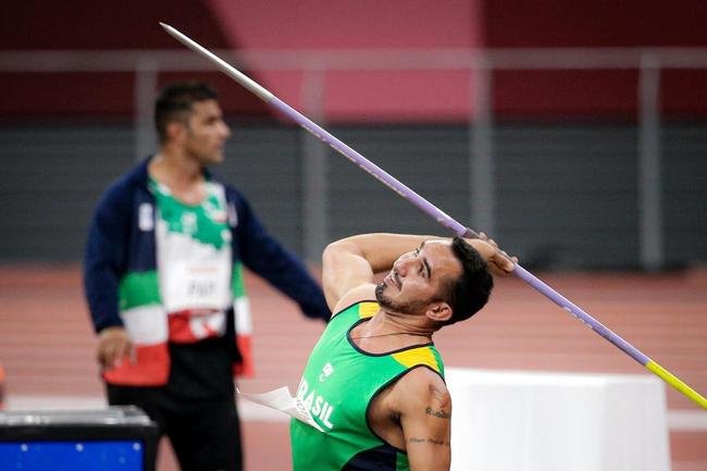 Ccero Valdiran faturou o bronze no atletismo, prova do lanamento de dardo F57, em Tquio 