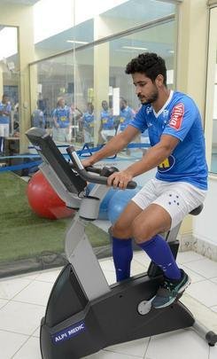 Cruzeiro se reapresentou nesta quarta-feira, na Toca da Raposa II, com novidades