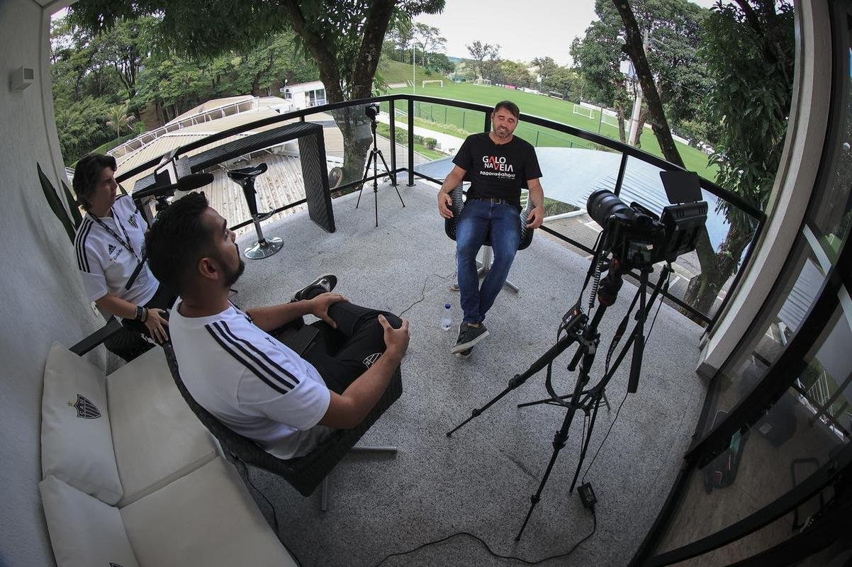 Coudet conhece a Cidade do Galo