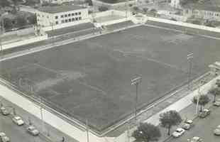 Vista area do estdio em 1974. Somente as categorias de base jogavam no Barro Preto nessa poca.