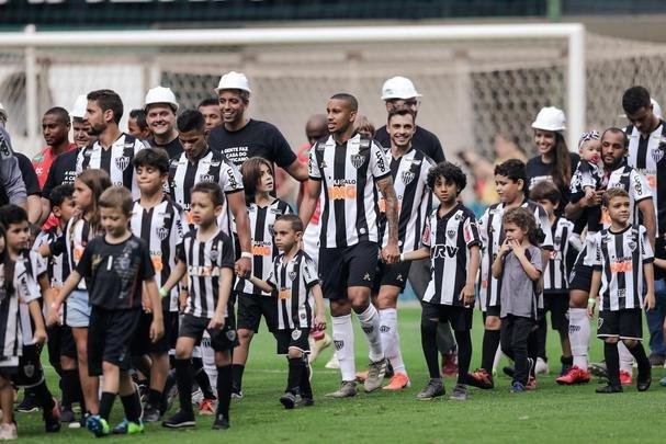 Veja fotos da goleada do Atlético por 5 a 0 sobre o Tupynambás