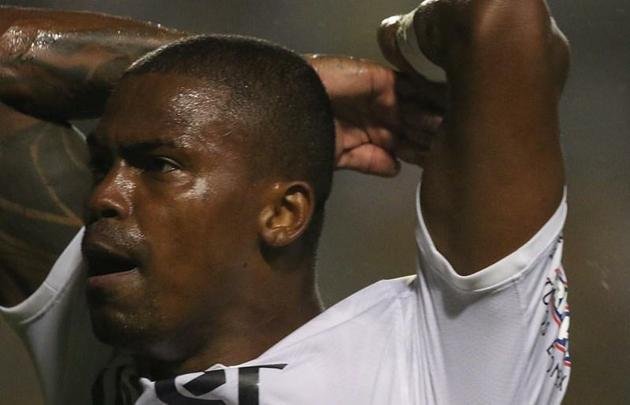 Maicosuel - meia se transferiu do So Paulo para o Grmio