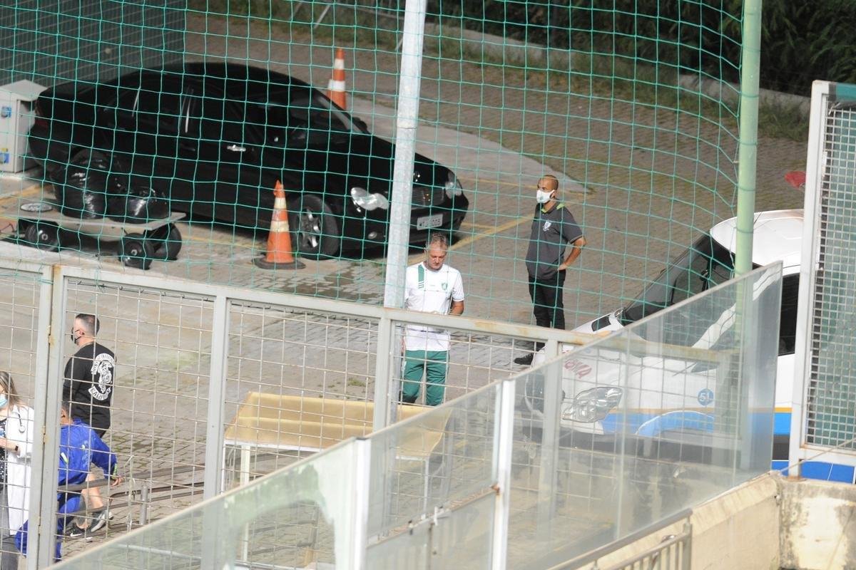 Fotos do jogo entre Amrica e Sampaio Corra, no Independncia, em Belo Horizonte, pela 27 rodada da Srie B do Campeonato Brasileiro