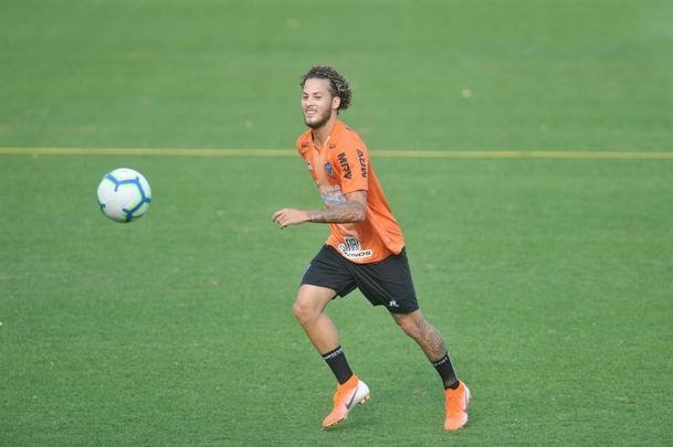 Veja fotos do treino na Cidade do Galo 