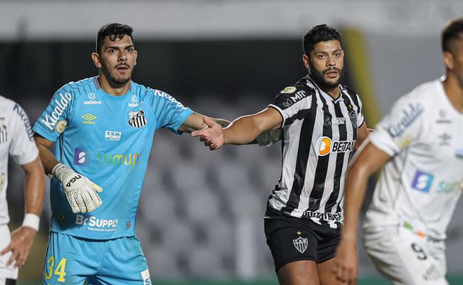 Hulk tem se destacado no ataque do Atlético; companheiros estão abaixo