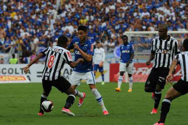 Final do Campeonato Mineiro de 2017 - No primeiro jogo com o Cruzeiro, no Mineiro, empate por 0 a 0. Na volta, vitria atleticana por 2 a 1