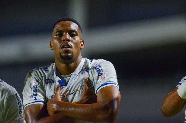 Fotos do jogo entre CSA e Cruzeiro, no Estdio Rei Pel, em Macei, pela stima rodada da Srie B do Brasileiro de 2021