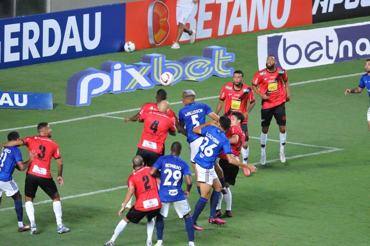 Cruzeiro x Pouso Alegre: fotos do jogo no estdio Independncia, em Belo Horizonte, pelo Campeonato Mineiro