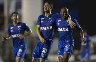 Cruzeiro goleou Vasco por 4 a 0 e causou a ira da torcida cruz-maltina em So Janurio