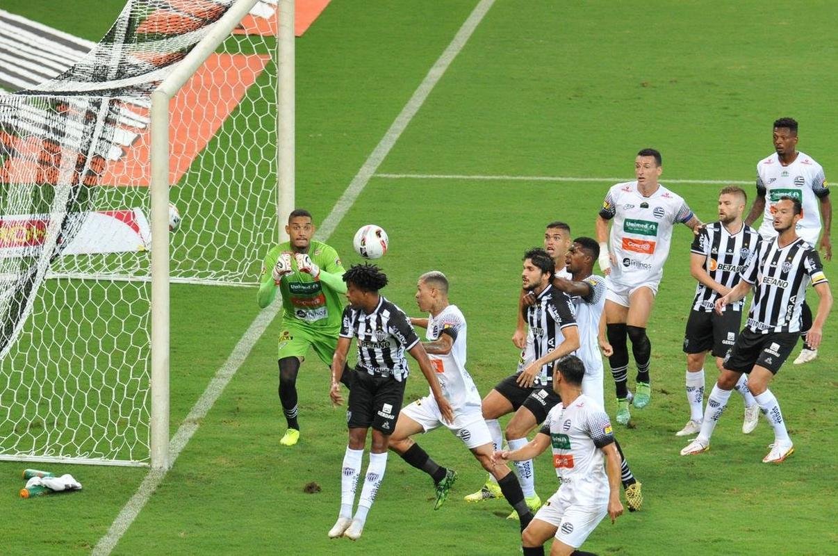 O Atltico recebeu o Athletic nesta tera-feira (15), no Mineiro, em Belo Horizonte. A partida, vlida pela 7 rodada do Campeonato Mineiro de 2022, marcou o centsimo jogo do goleiro Everson com a camisa do Galo.