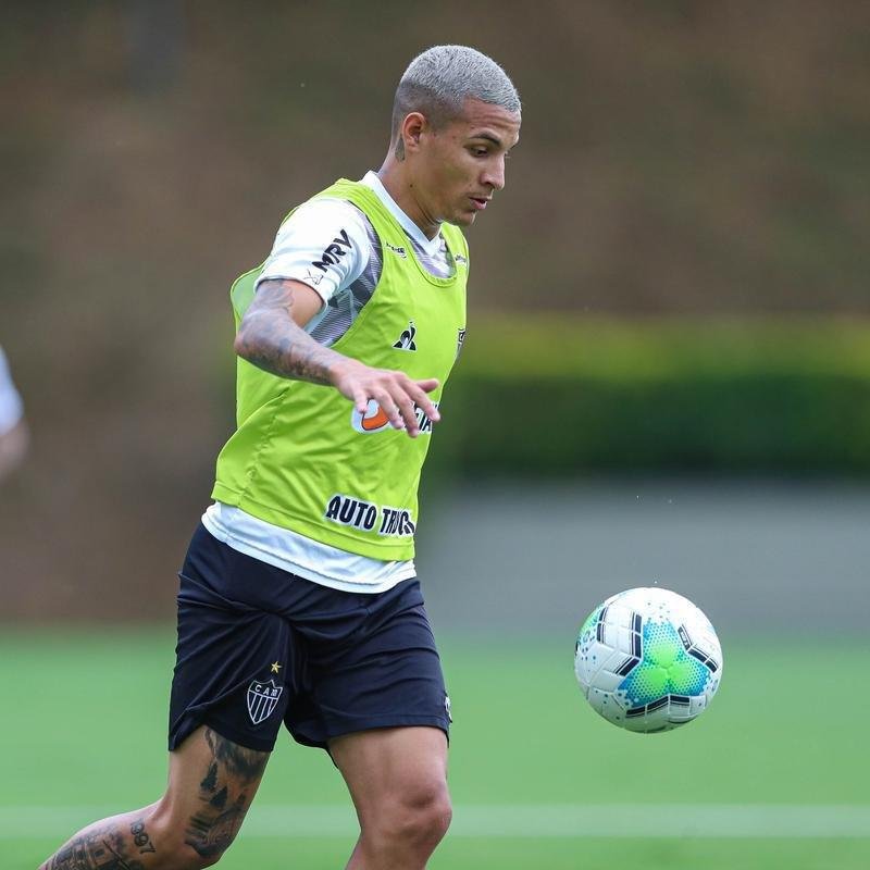 Fotos do primeiro treino de Hulk no Atlitco