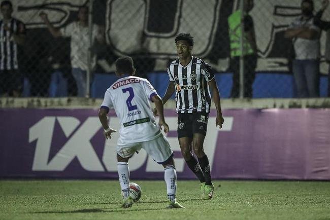 O Atltico foi at Patos de Minas para enfrentar, nesta quarta-feira (9), a URT. A partida, vlida pela 5 rodada do Campeonato Mineiro, foi realizada no Estdio Zama Maciel.