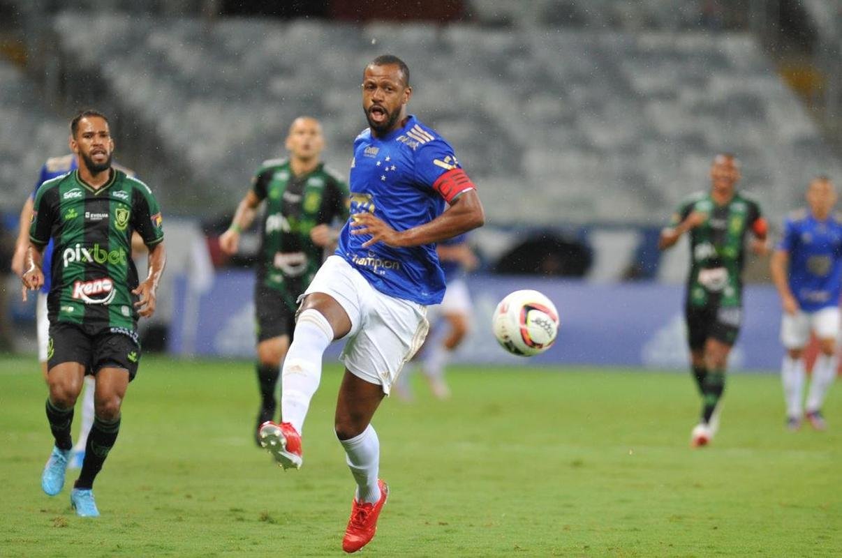 Fotos do cl�ssico entre Cruzeiro e Am�rica, no Mineir�o, em BH, pela 3� rodada do Campeonato Mineiro