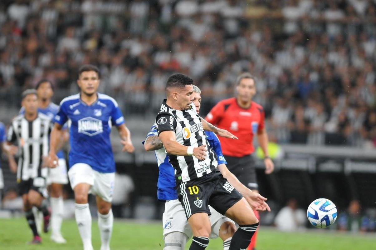 Equipes se enfrentaram na noite desta quarta-feira pela terceira fase da Copa Libertadores, no Mineiro, em Belo Horizonte