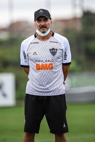 O preparador fsico Pablo Fernandez recebeu o diagnstico positivo de COVID-19 em 16 de novembro de 2020, mesmo dia em que realizou os exames