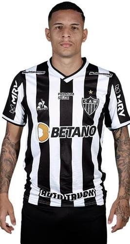 Guilherme Arana (lateral-esquerdo) - 98% dos votos