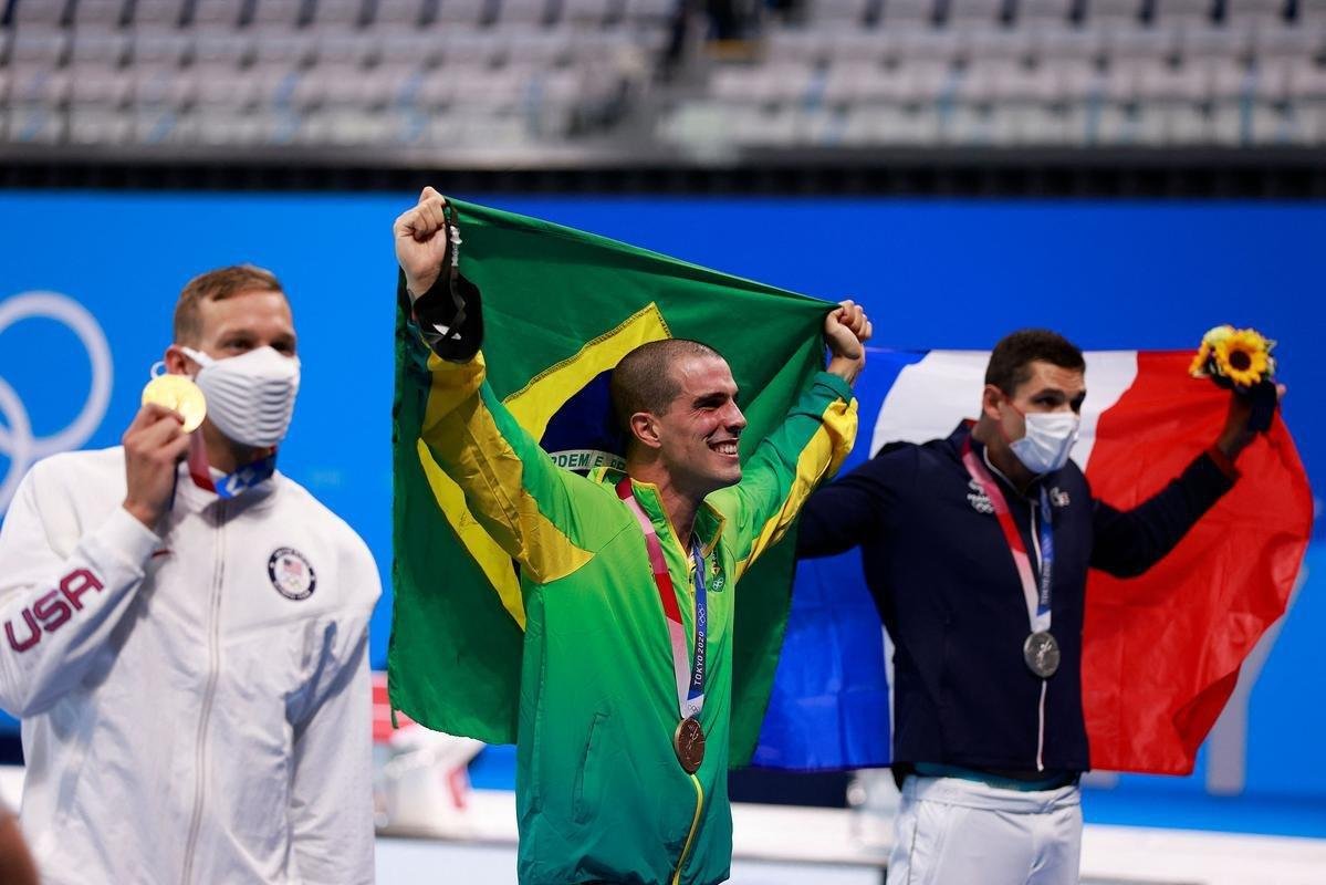 Bruno Fratus, do Minas, percorreu os 50m da piscina do Tokyo Aquatics Centre em 21s57 e levou o bronze
