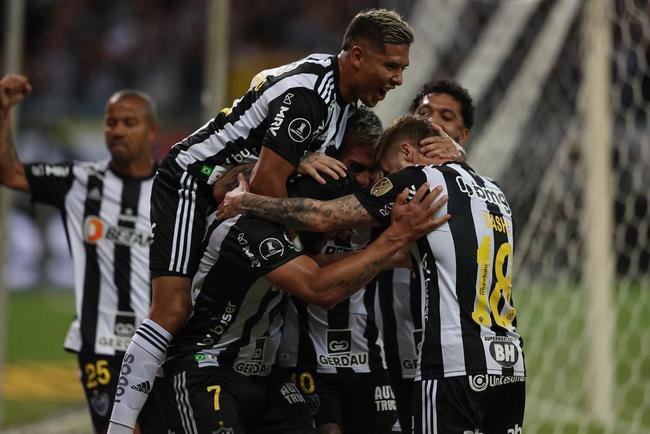 O Atltico balanou as redes 98 vezes na temporada 2022. O Alvinegro teve mdia de 1,46 por partida.