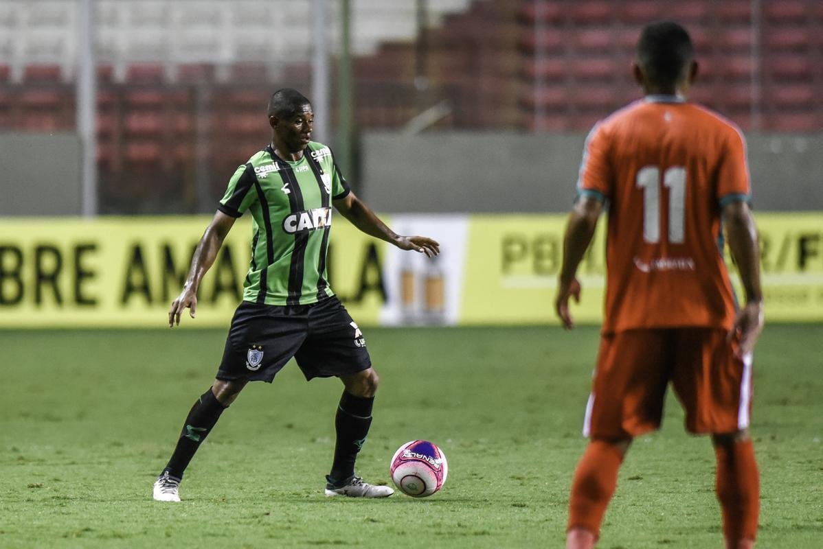 América venceu o Boa Esporte por 1 a 0, com gol de Rafael Moura