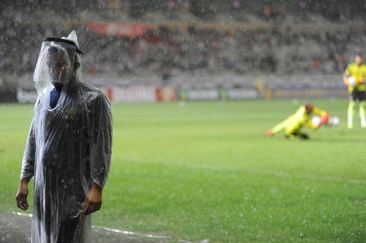 Veja as fotos do confronto entre Atltico x Internacional, no Mineiro, pela 23 rodada da Srie A