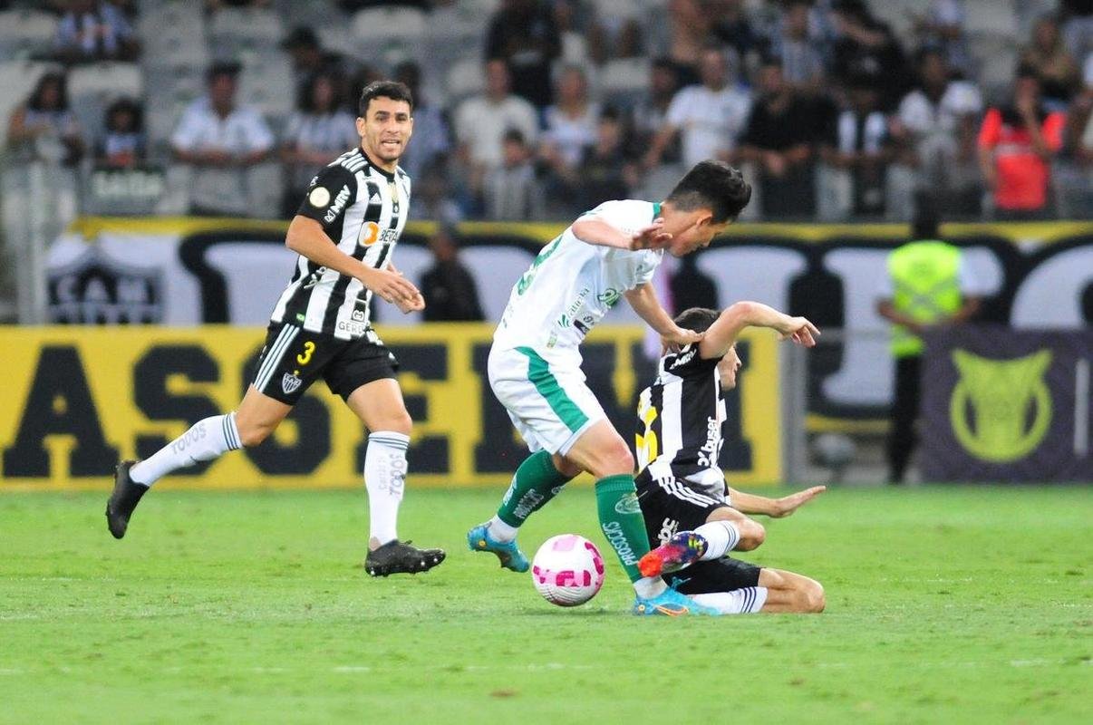 Fotos do jogo entre Atltico e Juventude, no Mineiro, em Belo Horizonte, pela 34 rodada do Campeonato Brasileiro