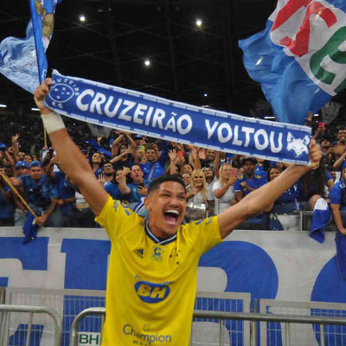 Cruzeiro se prepara para sequência de cinco jogos em Belo Horizonte