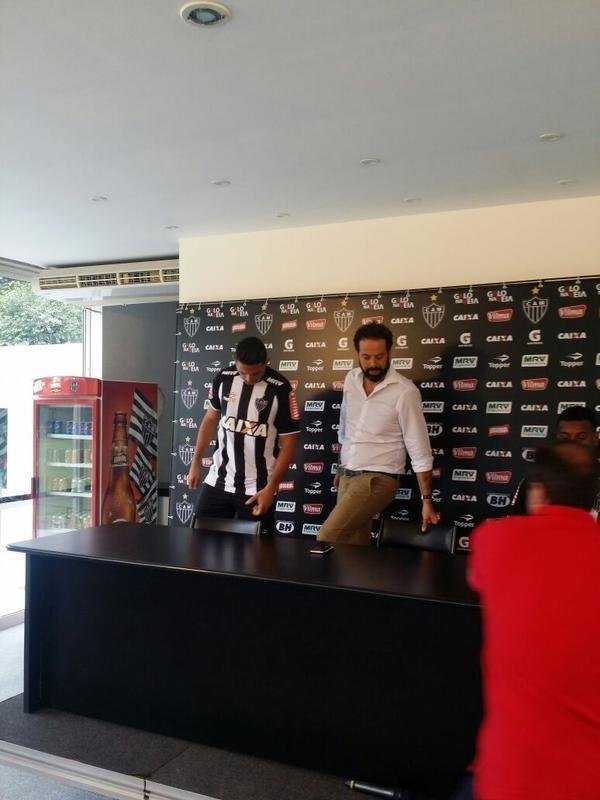 Danilo Barcelos e Felipe Santana foram apresentados nesta tera-feira na Cidade do Galo