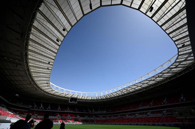 Estdio Ahmad Bin Ali: arena para 40 mil torcedores fica na cidade de Al Rayyan, sede de um dos mais tradicionais clubes do Catar, e tem design inspirado na histria do pas
