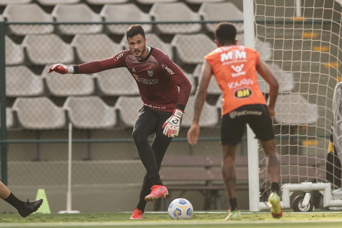 Aps a eliminao na Libertadores diante do Palmeiras, jogadores do Atltico se reapresentaram na Cidade do Galo e realizaram treinamento visando o duelo contra o Internacional, pelo Campeonato Brasileiro