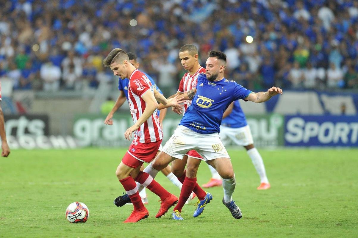 Fotos do jogo entre Cruzeiro e Nutico, no Mineiro, que marcou as despedidas de Rafael Sobis e Ariel Cabra.