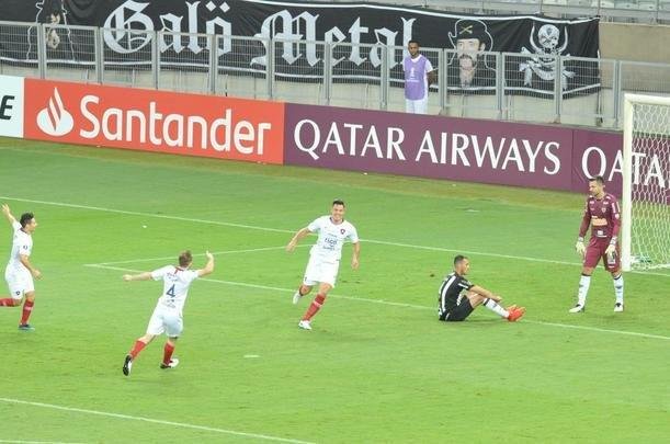 Cerro Porteo abriu o placar aos 31 do segundo tempo com Diego Churn: 1 a 0