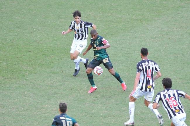Fotos do jogo de ida da final do Campeonato Mineiro, entre Amrica e Atltico, no Independncia, em Belo Horizonte