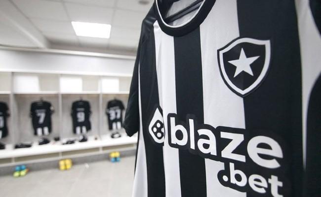 Botafogo terá novo fornecedor de material