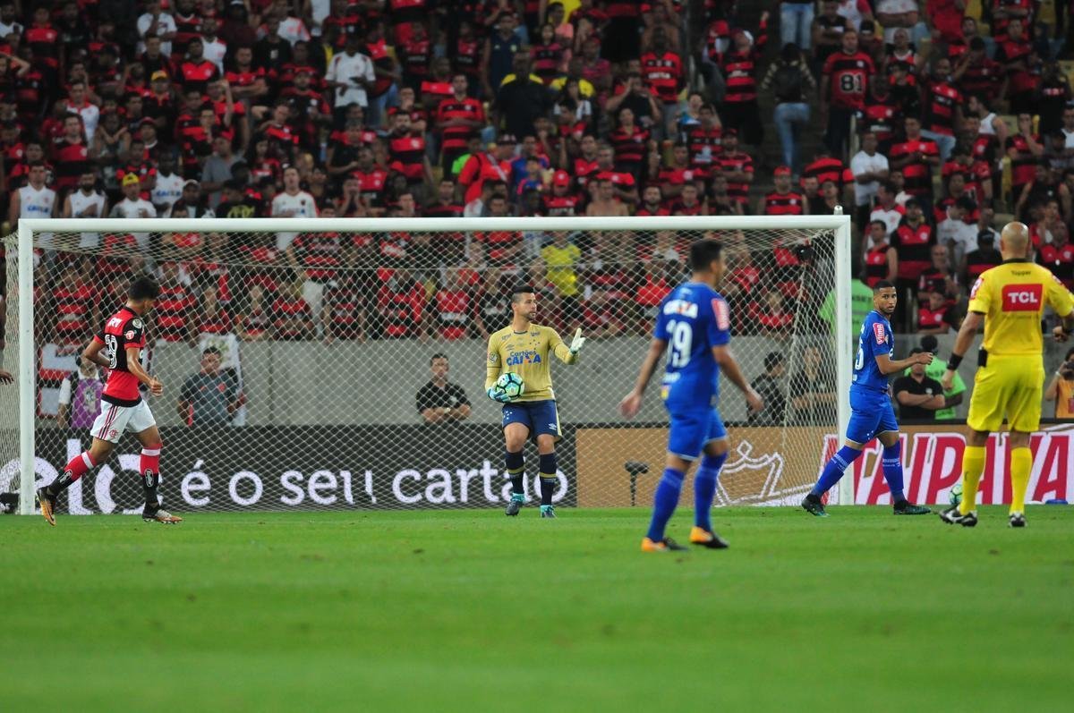 Fotos do primeiro tempo de Flamengo e Cruzeiro, no Maracan, pela final da Copa do Brasil